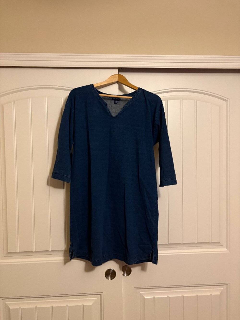 J. Jill Pure Jill Indigo Chambray Tunic Top Medium Dark Blue Cotton Blend V Neck